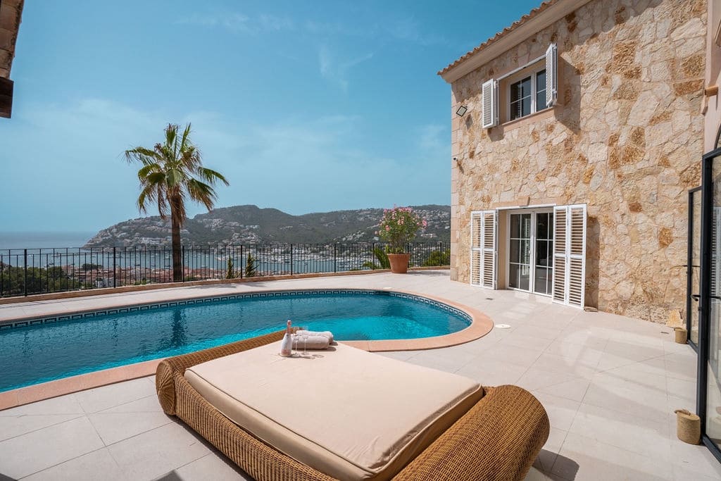 5 sovrum Villa till salu i Puerto de Andratx med pool garage - 8 900 000 € (Ref: 9041089)