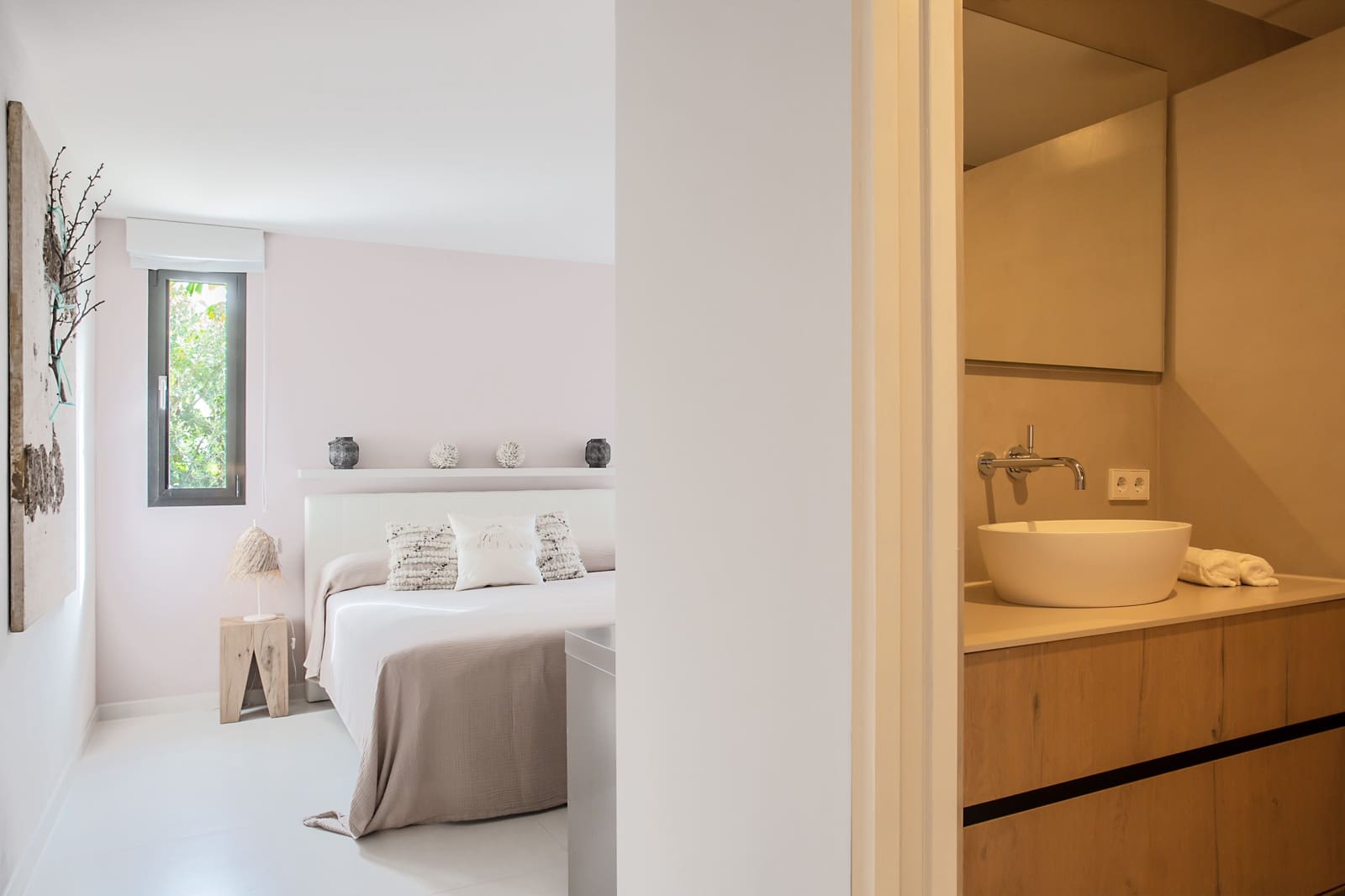 4 soveværelse Villa til salg i Costa de los Pinos med swimmingpool garage - € 5.700.000 (Ref: 9137506)