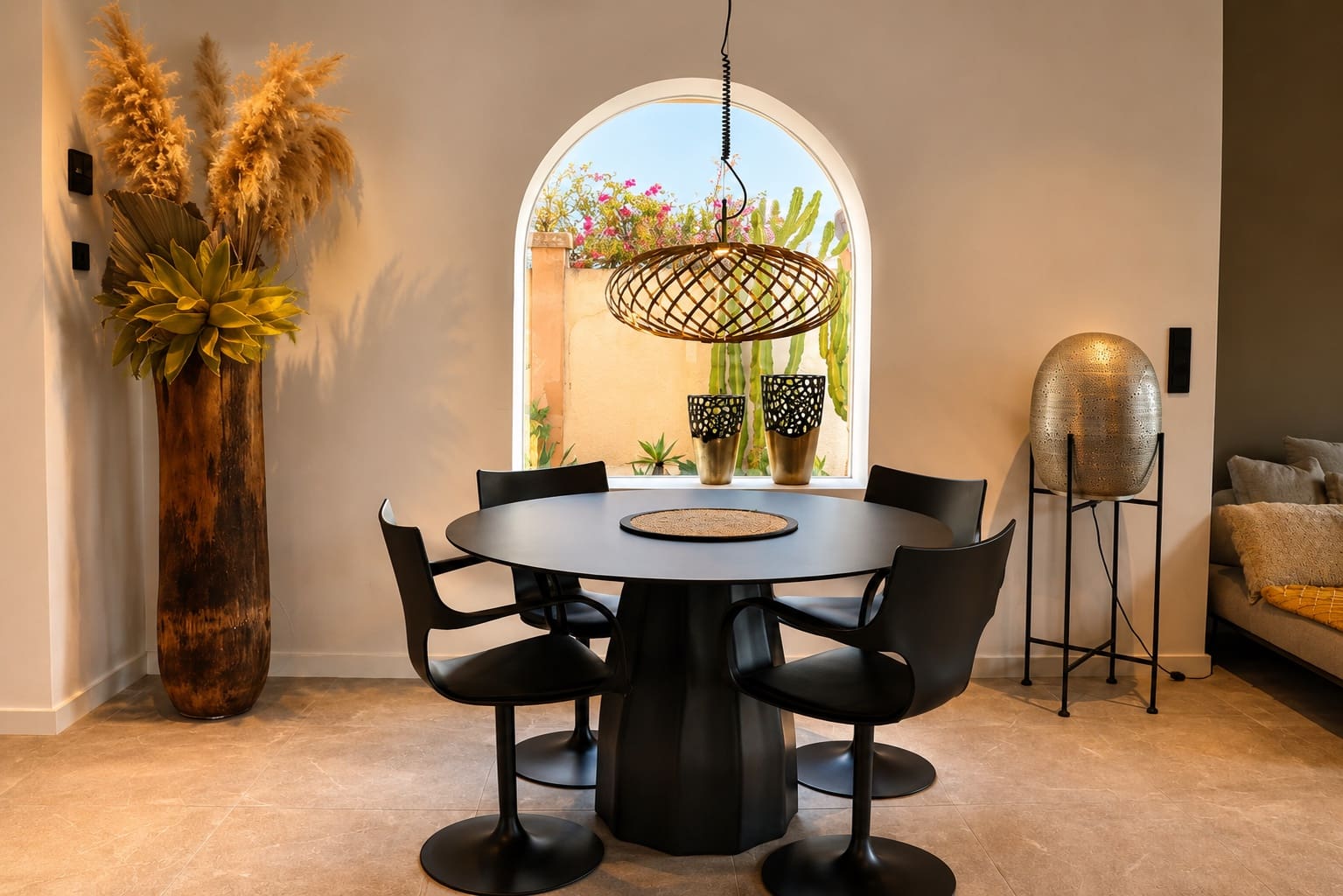3 bedroom Villa for sale in Santa Ponsa with pool garage - € 1,890,000 (Ref: 9924892)