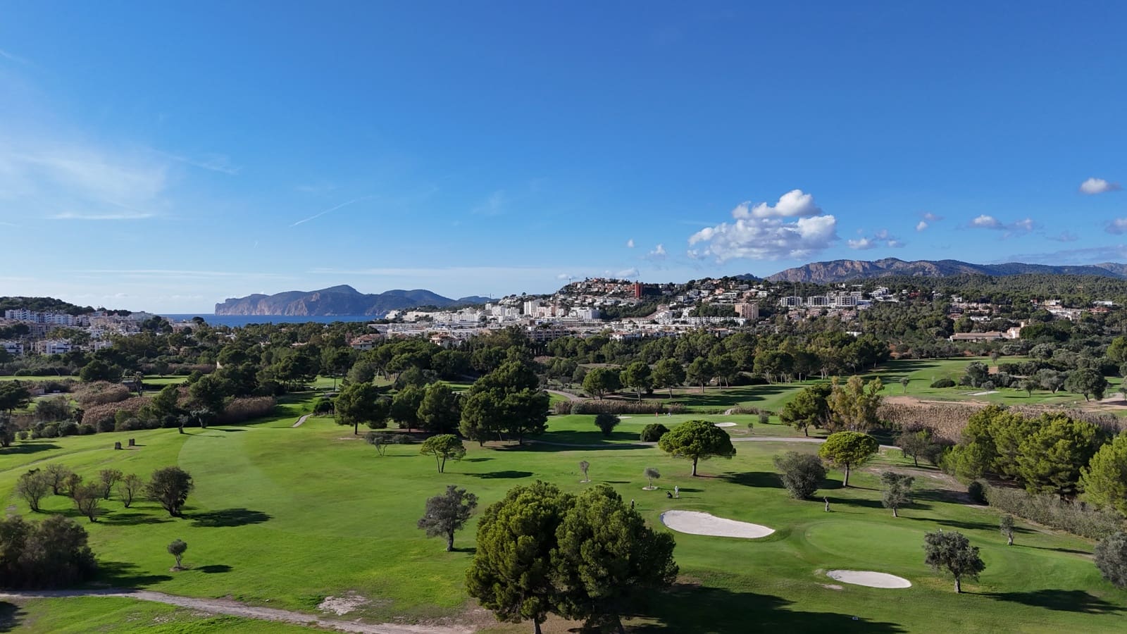 3 bedroom Villa for sale in Santa Ponsa with pool garage - € 1,890,000 (Ref: 9924892)