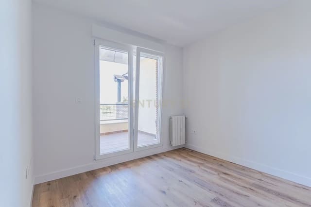 Apartamento de 2 habitaciones en Atarfe en venta con piscina - 159.900 € (Ref: 10002519)