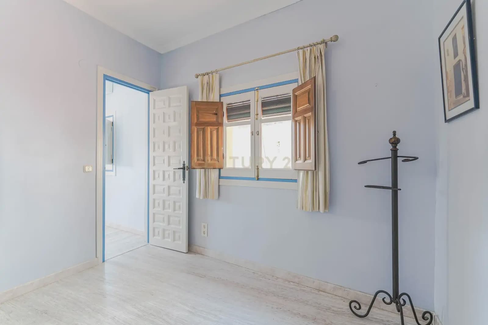 5 sypialnia Willa na sprzedaż w Miasto Grenada z garażem - 825 000 € (Ref: 10004510)