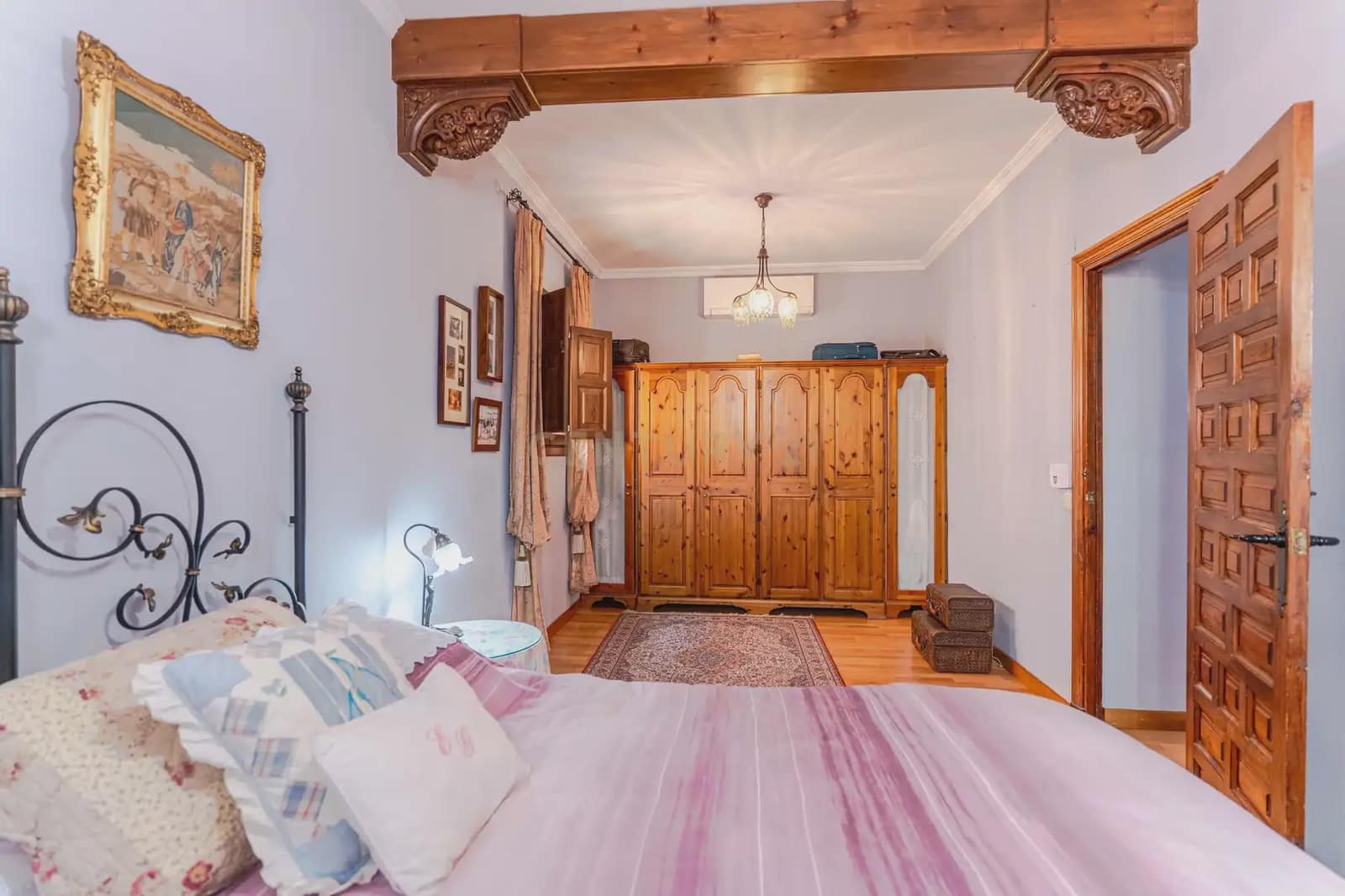 5 sypialnia Willa na sprzedaż w Miasto Grenada z garażem - 825 000 € (Ref: 10004510)