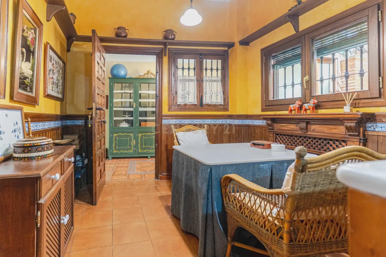 5 sypialnia Willa na sprzedaż w Miasto Grenada z garażem - 825 000 € (Ref: 10004510)