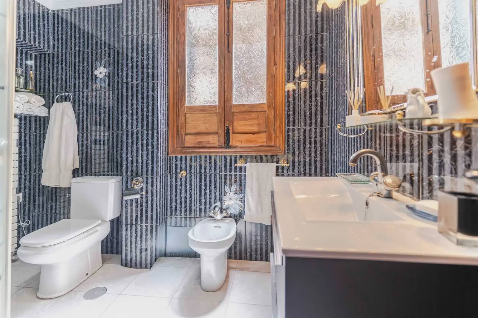 5 sypialnia Willa na sprzedaż w Miasto Grenada z garażem - 825 000 € (Ref: 10004510)