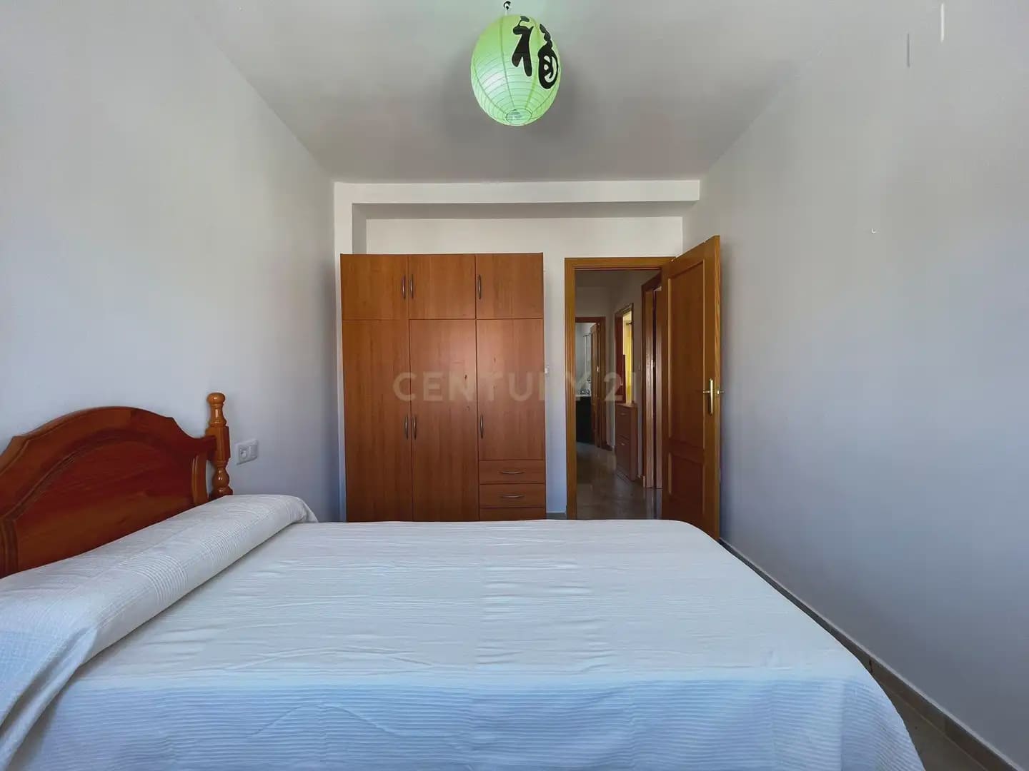 Casa de 3 habitaciones en Armilla en alquiler con garaje - 950 € (Ref: 10004657)