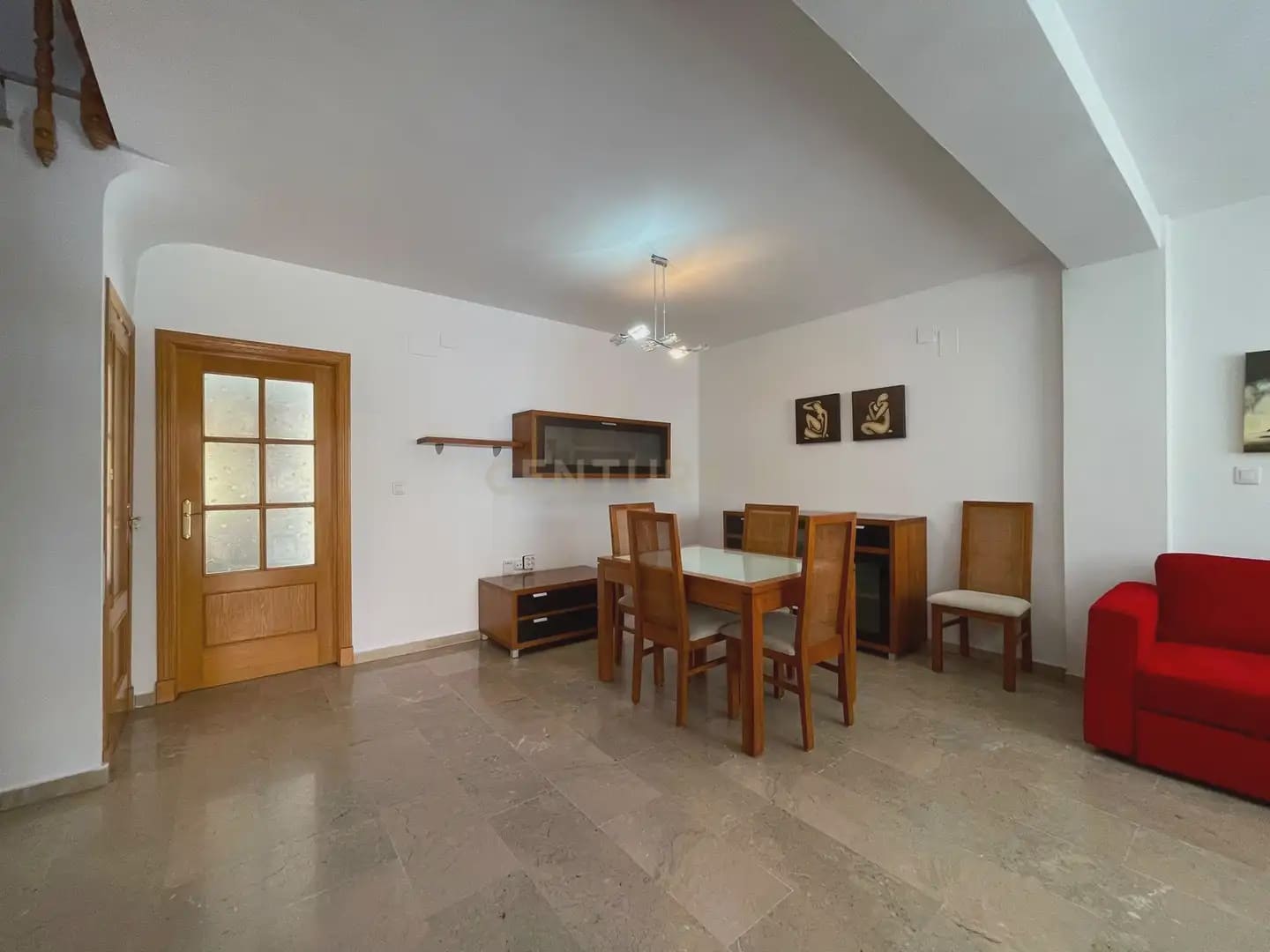 Casa de 3 habitaciones en Armilla en alquiler con garaje - 950 € (Ref: 10004657)
