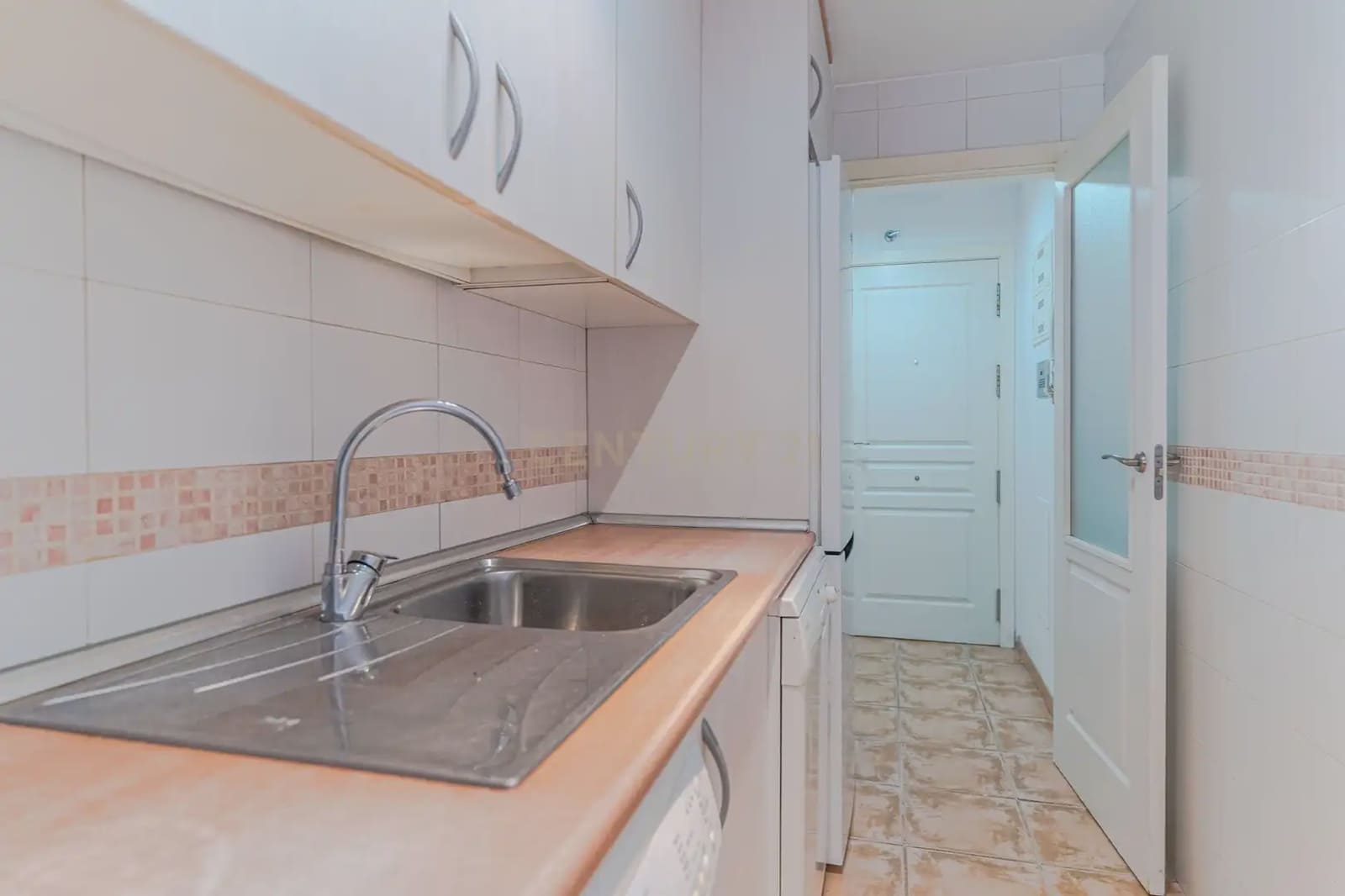 Apartamento de 2 habitaciones en Vélez de Benaudalla en venta - 136.000 € (Ref: 10007108)