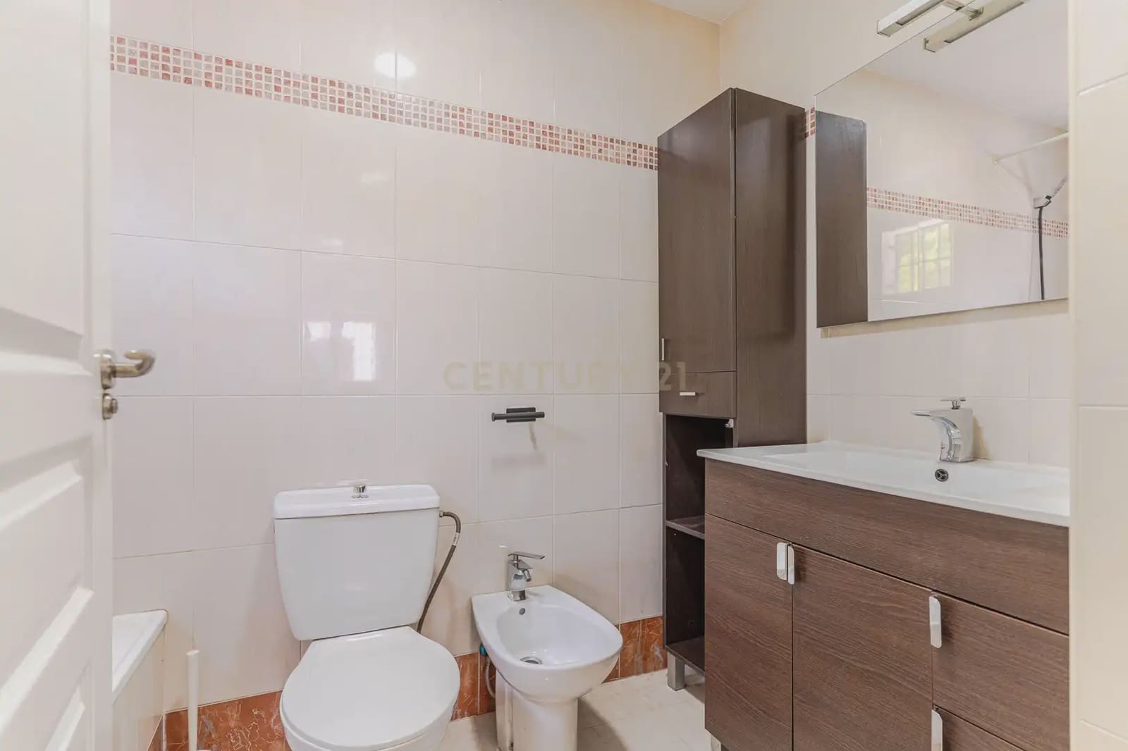 Apartamento de 2 habitaciones en Vélez de Benaudalla en venta - 136.000 € (Ref: 10007108)