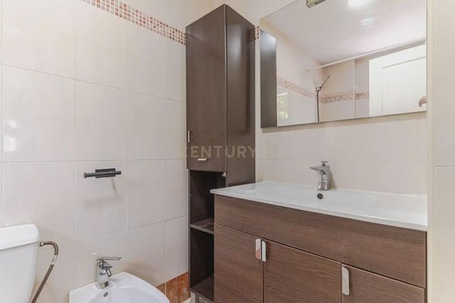 Apartamento de 2 habitaciones en Vélez de Benaudalla en venta - 136.000 € (Ref: 10007108)