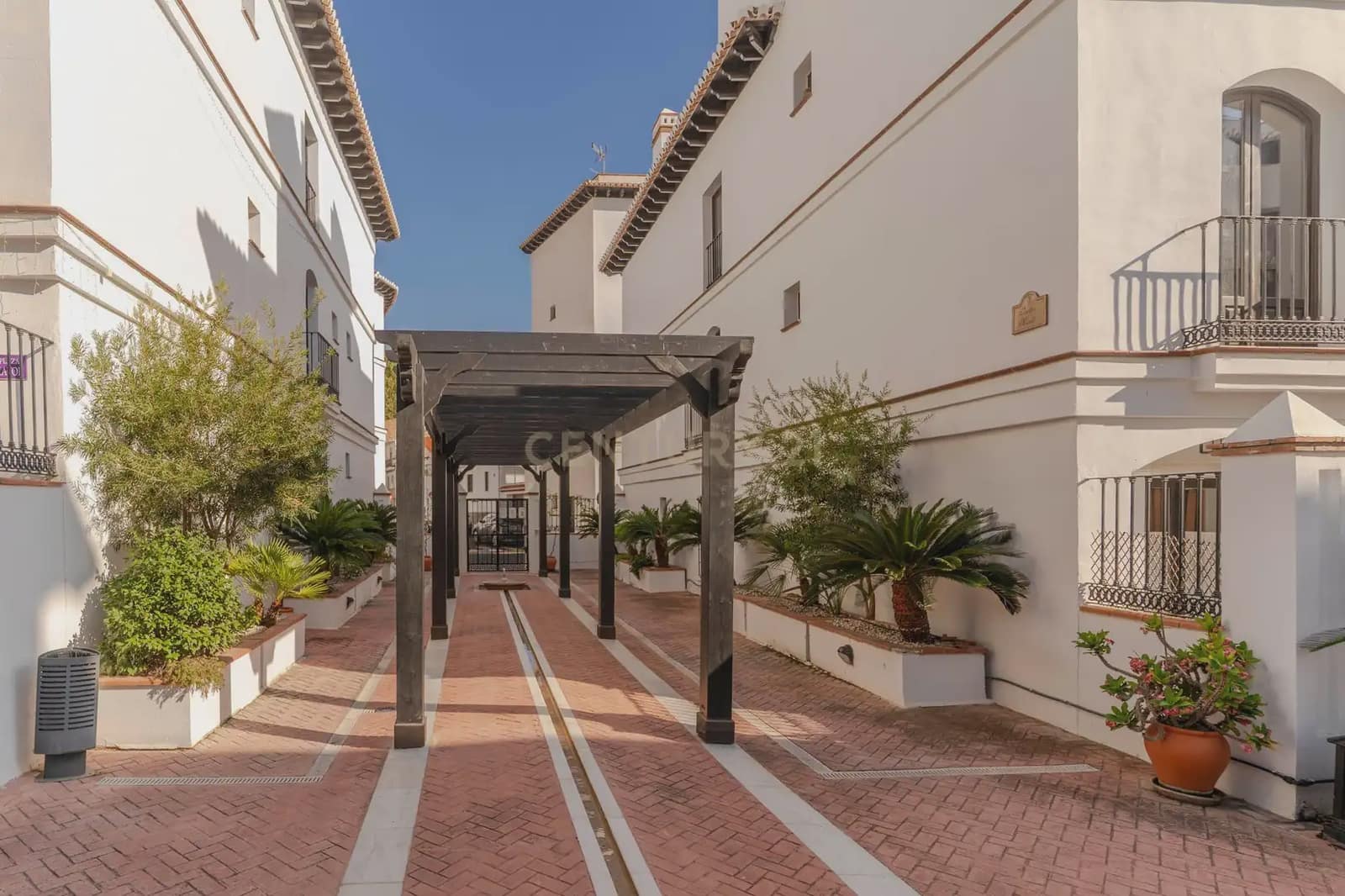 Apartamento de 2 habitaciones en Vélez de Benaudalla en venta - 136.000 € (Ref: 10007108)