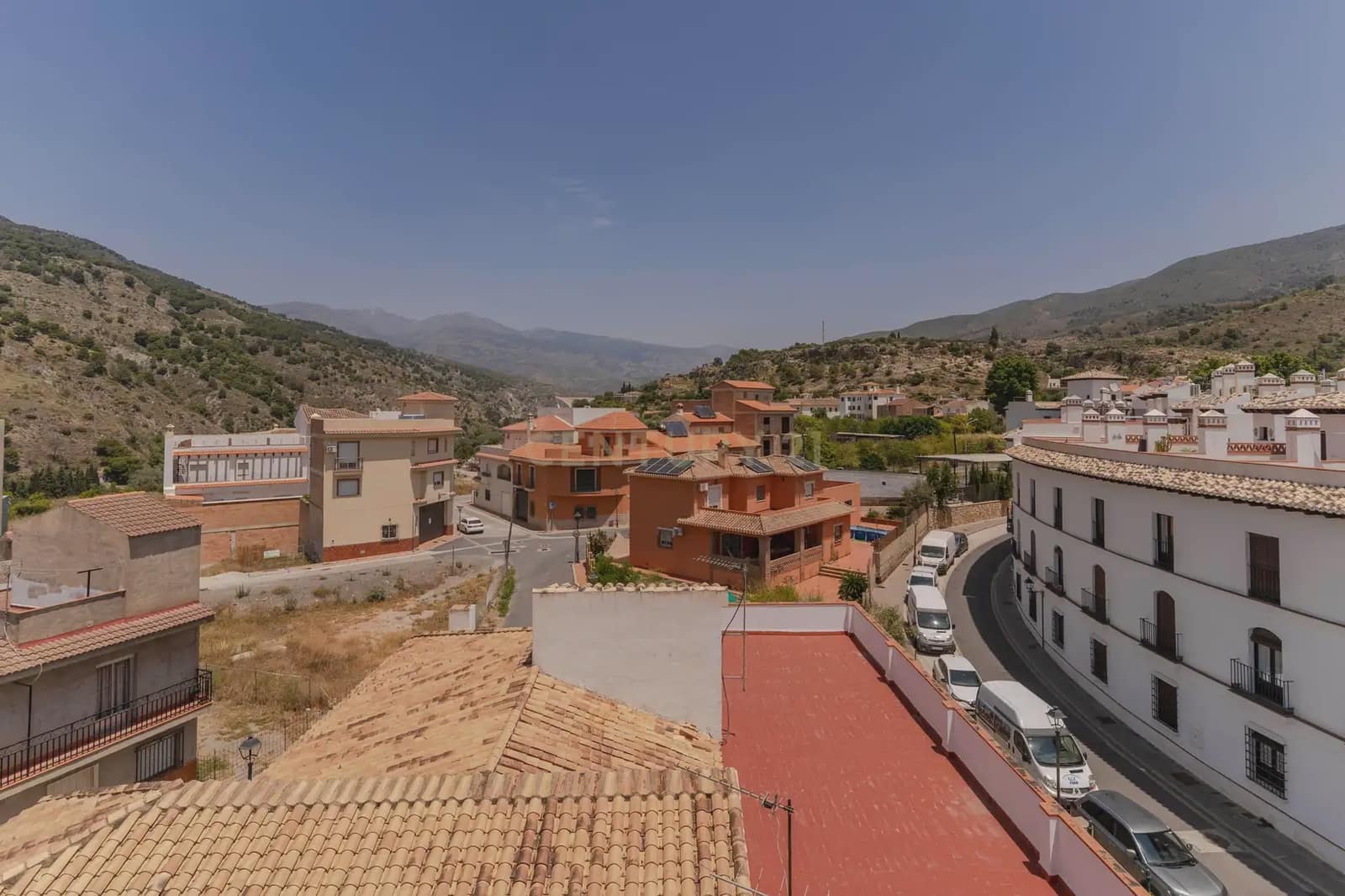 Apartamento de 2 habitaciones en Vélez de Benaudalla en venta - 136.000 € (Ref: 10007108)