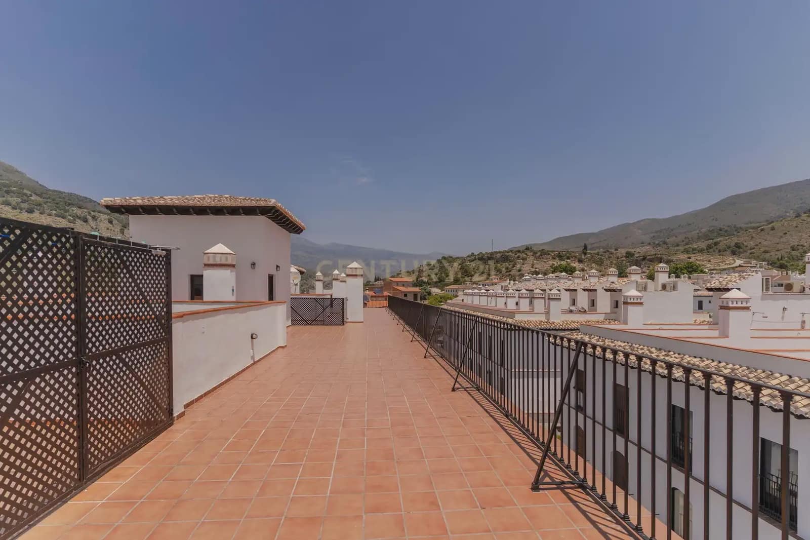 Apartamento de 2 habitaciones en Vélez de Benaudalla en venta - 136.000 € (Ref: 10007108)