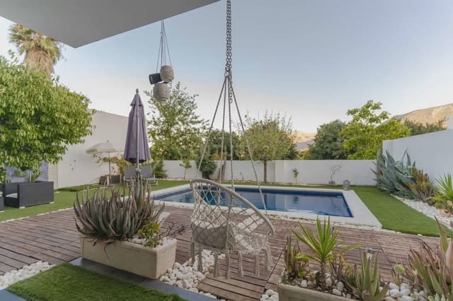 3 camera da letto Villa in vendita in Loja con piscina - 345.000 € (Rif: 10009665)