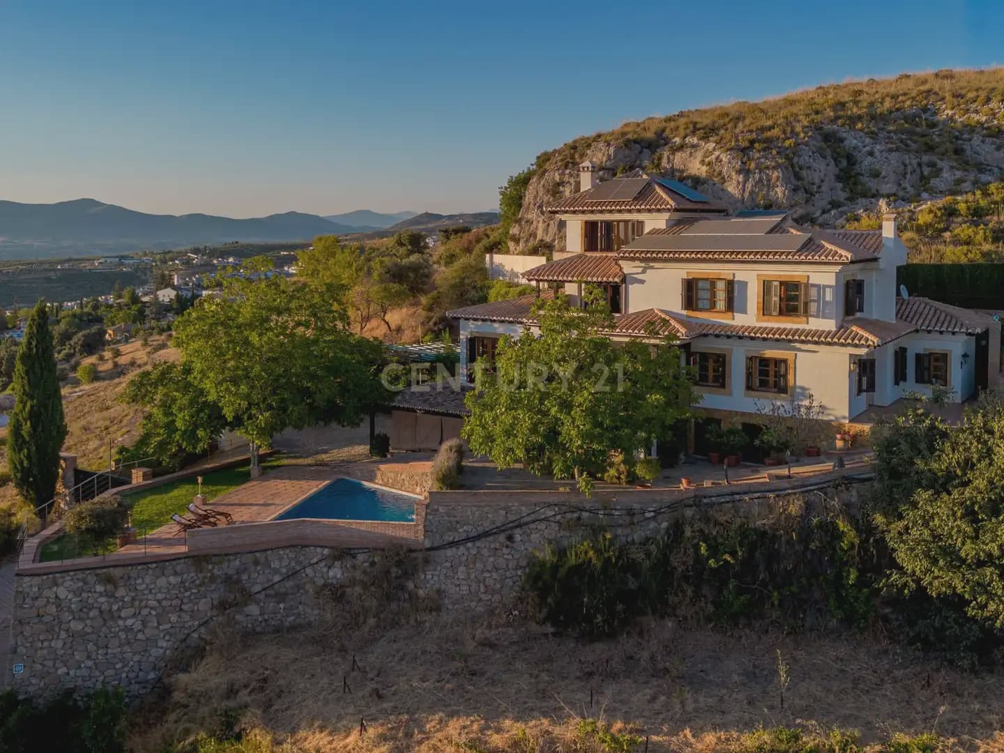 5 quarto Quinta/Casa Rural para venda em Nivar com piscina garagem - 1 200 000 € (Ref: 10014922)