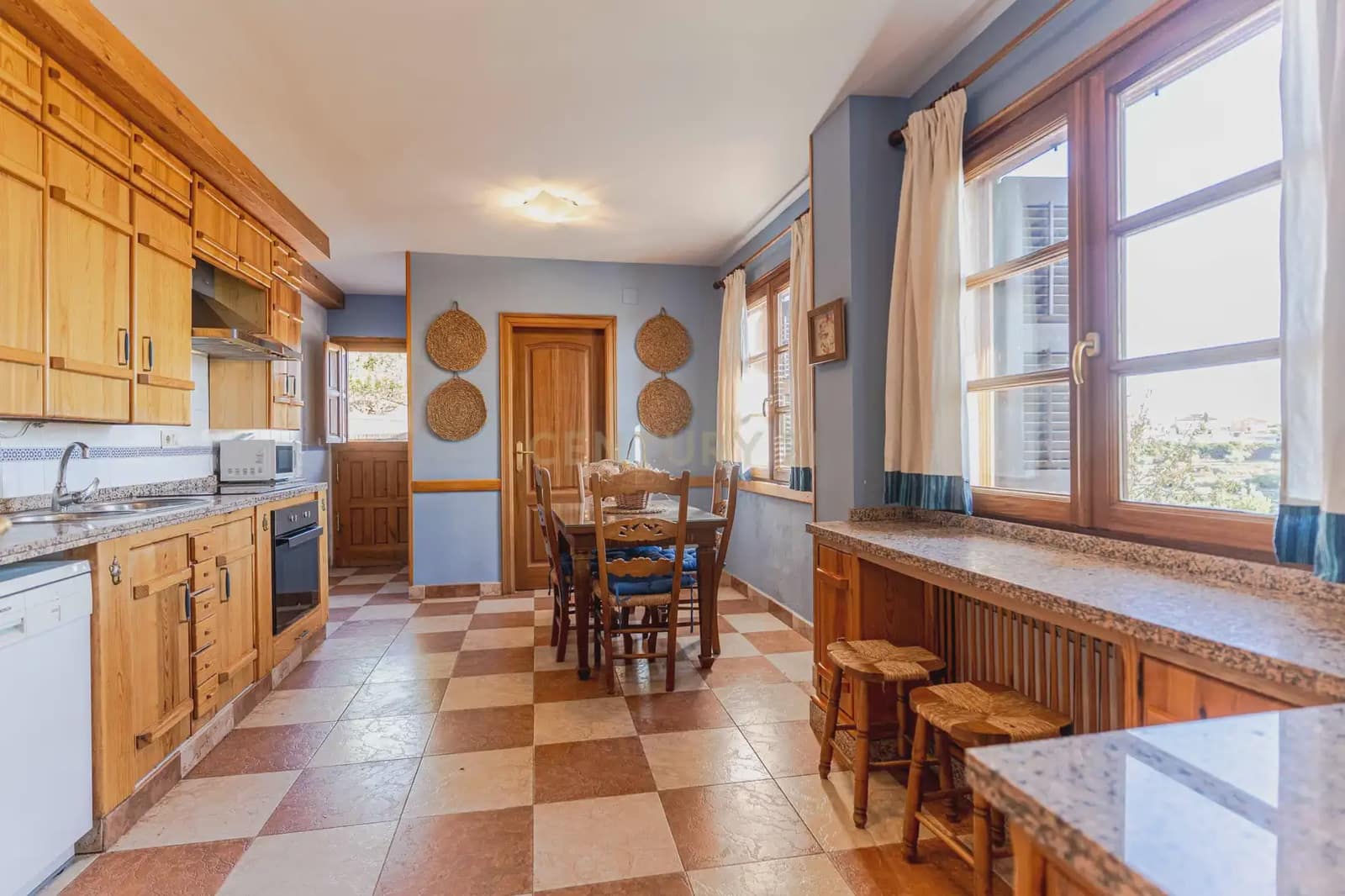 5 quarto Quinta/Casa Rural para venda em Nivar com piscina garagem - 1 200 000 € (Ref: 10014922)