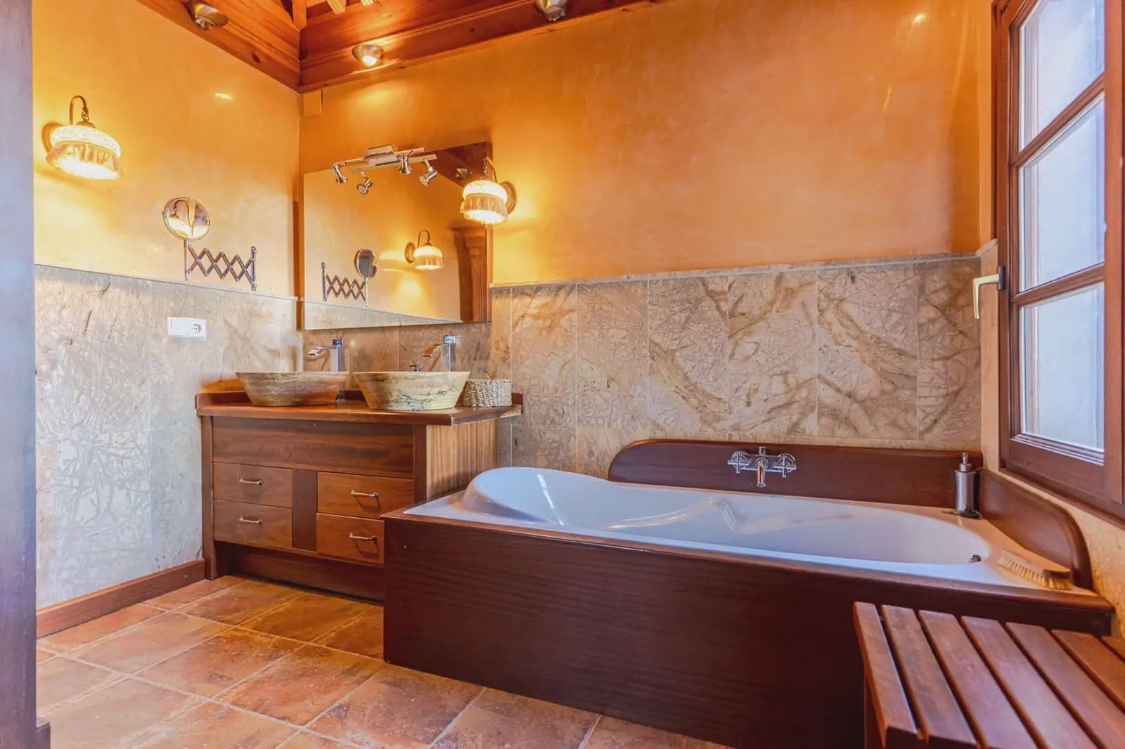 5 quarto Quinta/Casa Rural para venda em Nivar com piscina garagem - 1 200 000 € (Ref: 10014922)