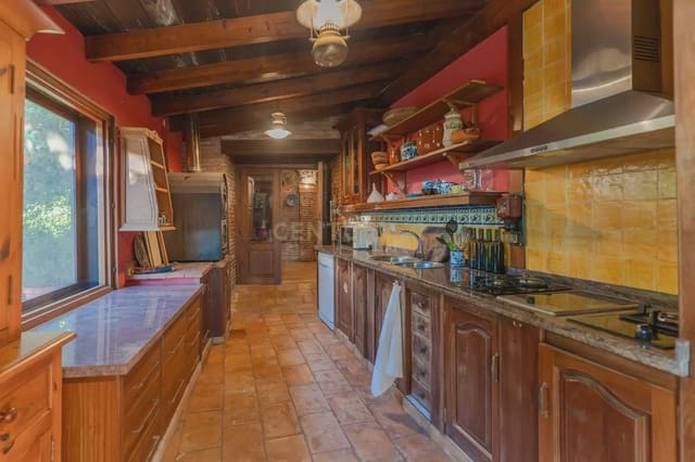 5 quarto Quinta/Casa Rural para venda em Nívar com piscina garagem - 1 200 000 € (Ref: 10014922)
