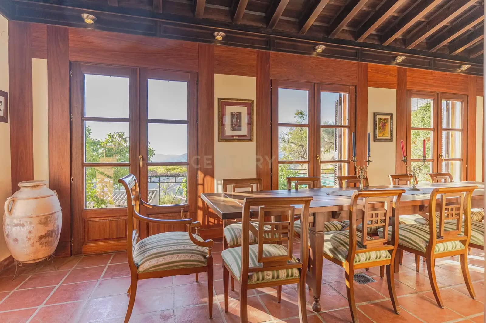 5 quarto Quinta/Casa Rural para venda em Nivar com piscina garagem - 1 200 000 € (Ref: 10014922)