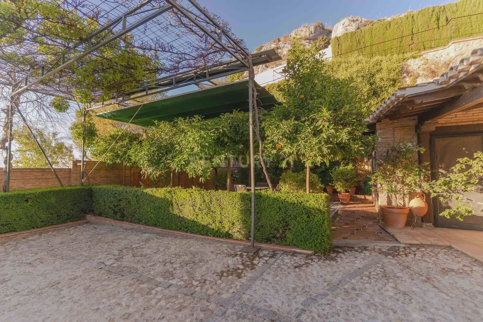 5 quarto Quinta/Casa Rural para venda em Nivar com piscina garagem - 1 200 000 € (Ref: 10014922)
