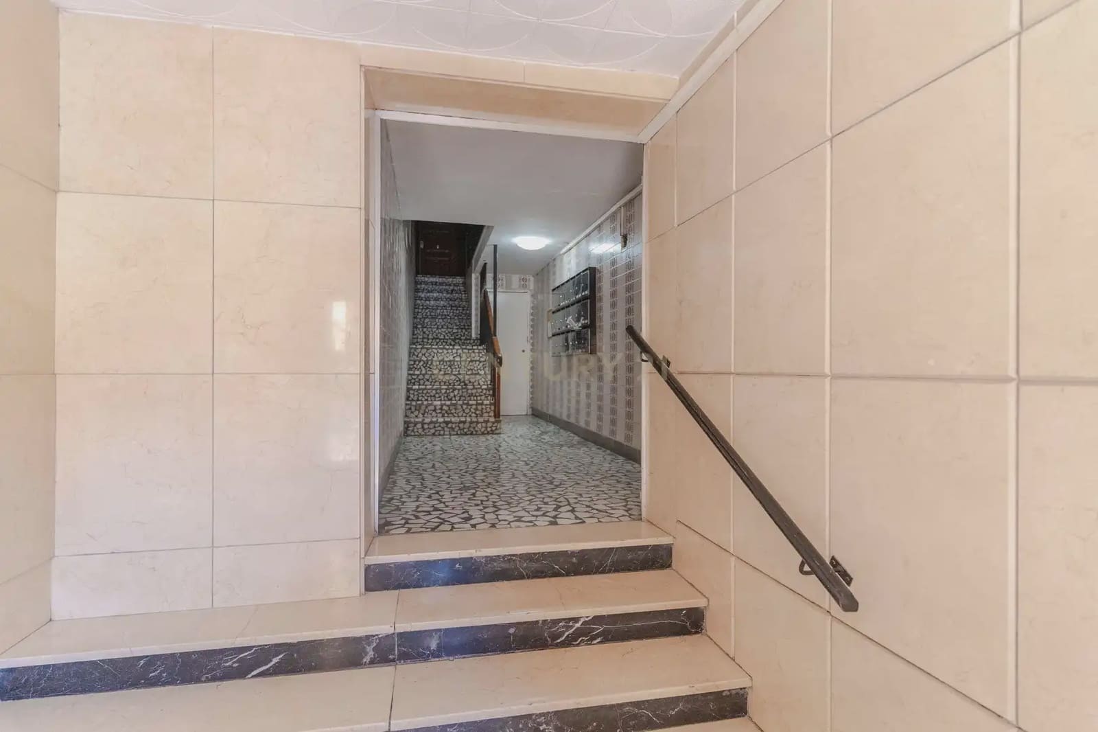 3 Zimmer Wohnung zu verkaufen in Granada Stadt - 195.000 € (Ref: 10016981)