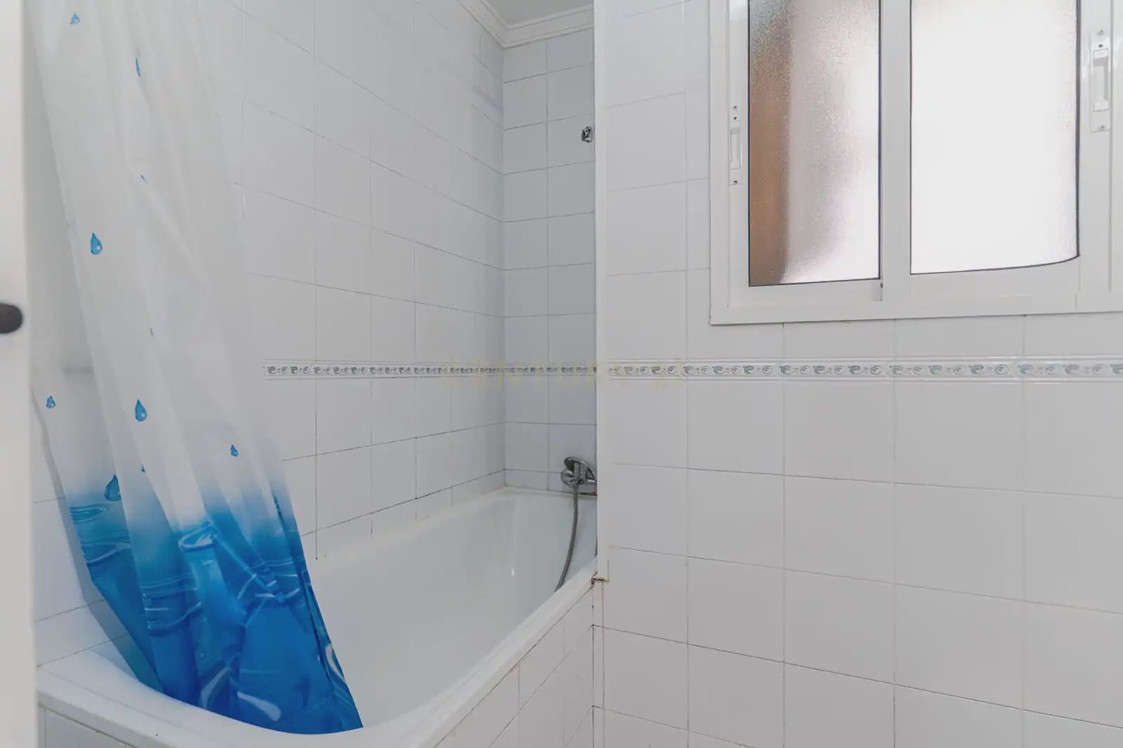 3 Zimmer Wohnung zu verkaufen in Granada Stadt - 195.000 € (Ref: 10016981)