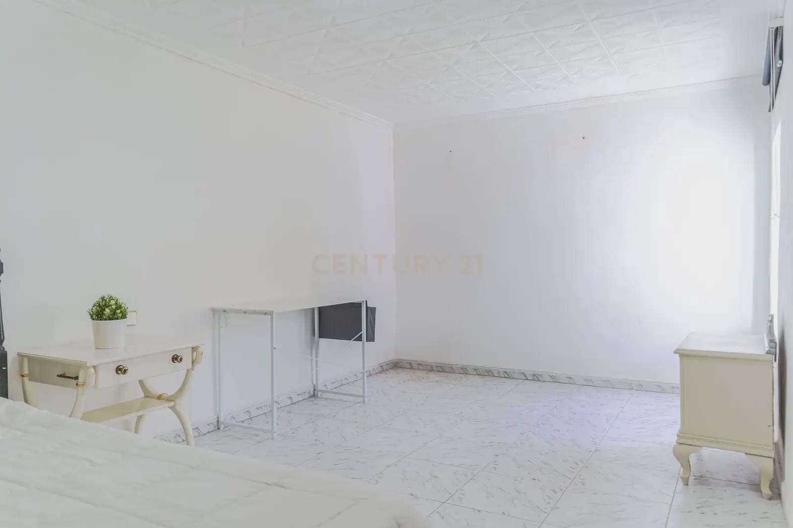 3 slaapkamer Huis te koop in La Zubia - € 159.000 (Ref: 10016982)