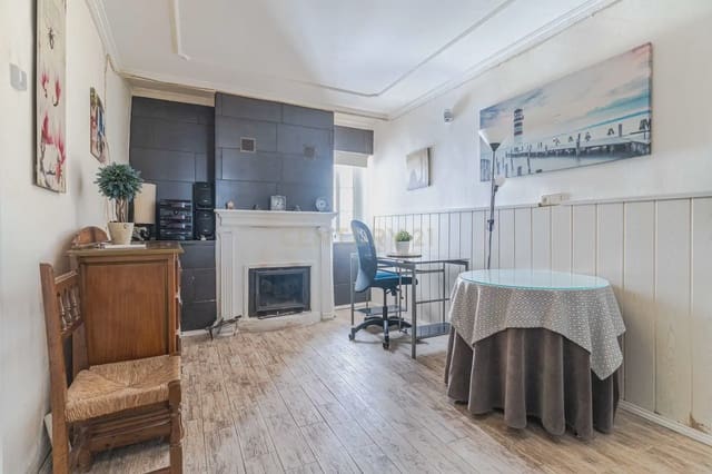 3 slaapkamer Huis te koop in La Zubia - € 159.000 (Ref: 10016982)