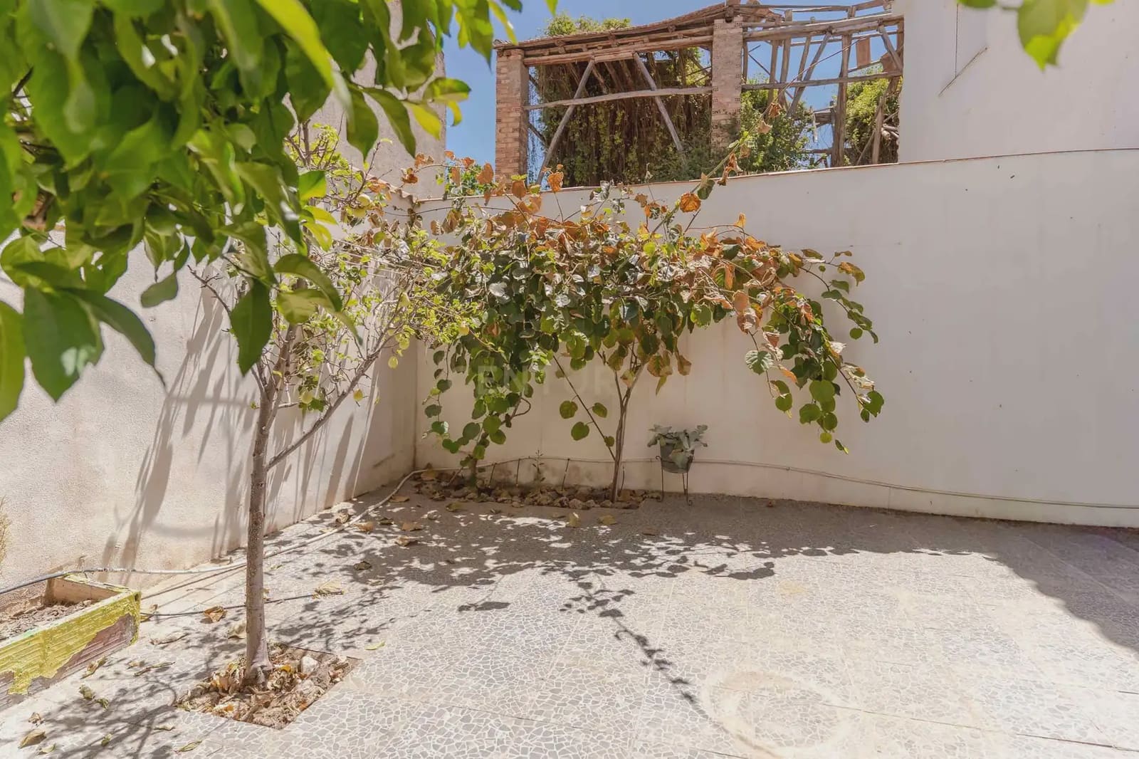 3 slaapkamer Huis te koop in La Zubia - € 159.000 (Ref: 10016982)