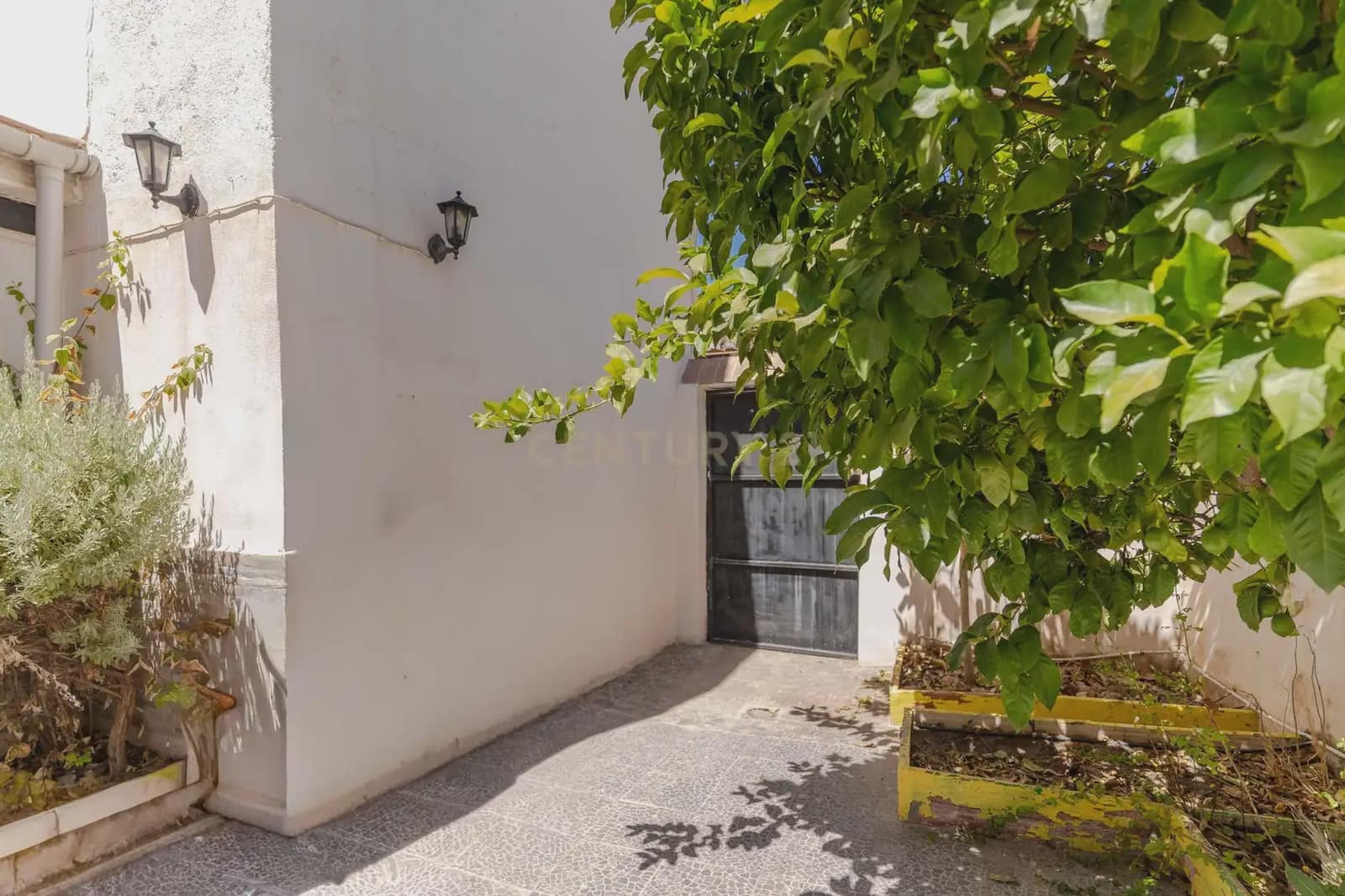 3 slaapkamer Huis te koop in La Zubia - € 159.000 (Ref: 10016982)