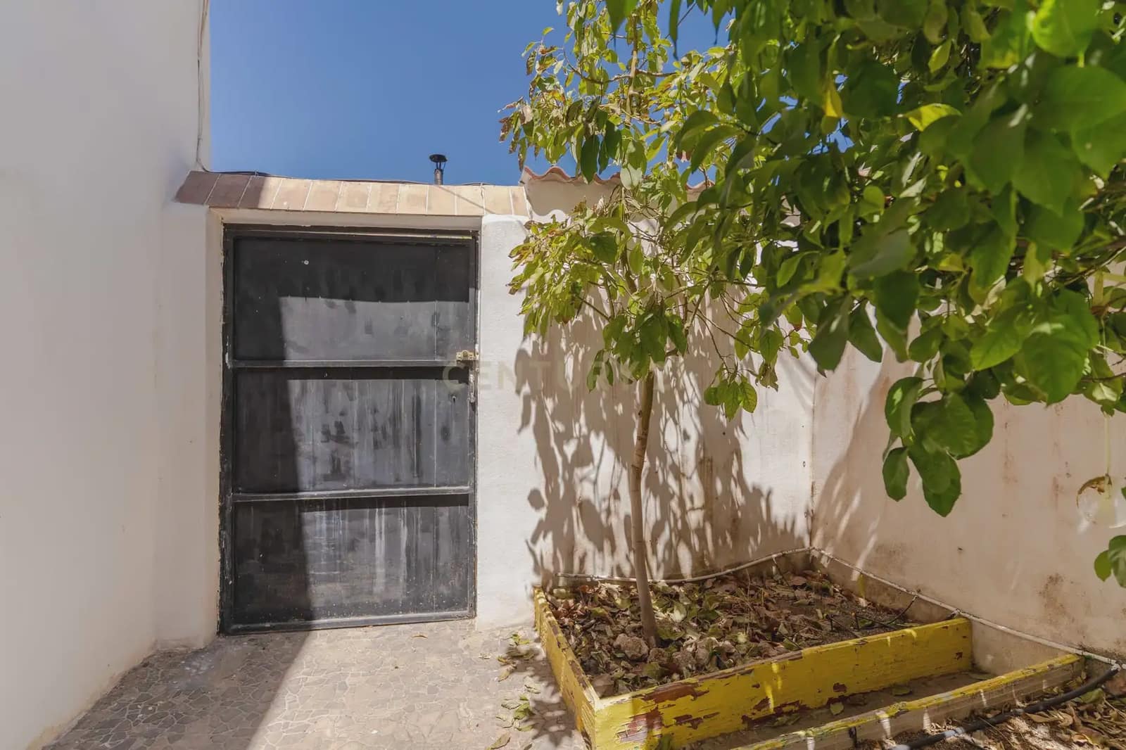 3 slaapkamer Huis te koop in La Zubia - € 159.000 (Ref: 10016982)