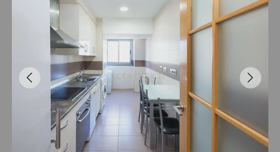 Appartement de 2 chambres à louer à Grenade ville avec piscine garage - 900 € (Ref: 10021728)