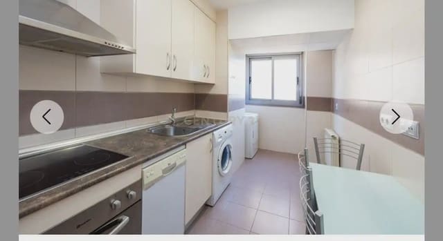 Appartement de 2 chambres à louer à Campus de la Salud, Grenade ville avec piscine garage - 900 € (Ref: 10021728)