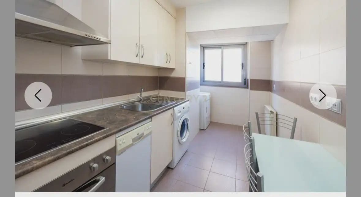 Appartement de 2 chambres à louer à Grenade ville avec piscine garage - 900 € (Ref: 10021728)