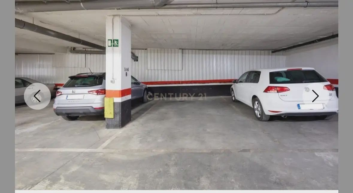 Appartement de 2 chambres à louer à Grenade ville avec piscine garage - 900 € (Ref: 10021728)