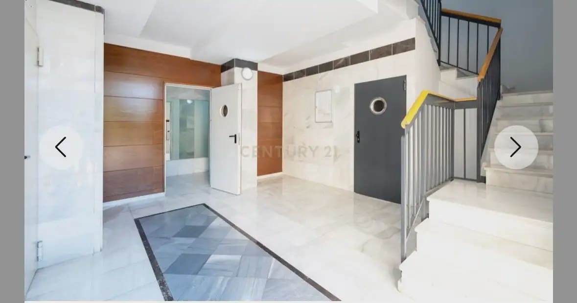 Appartement de 2 chambres à louer à Grenade ville avec piscine garage - 900 € (Ref: 10021728)