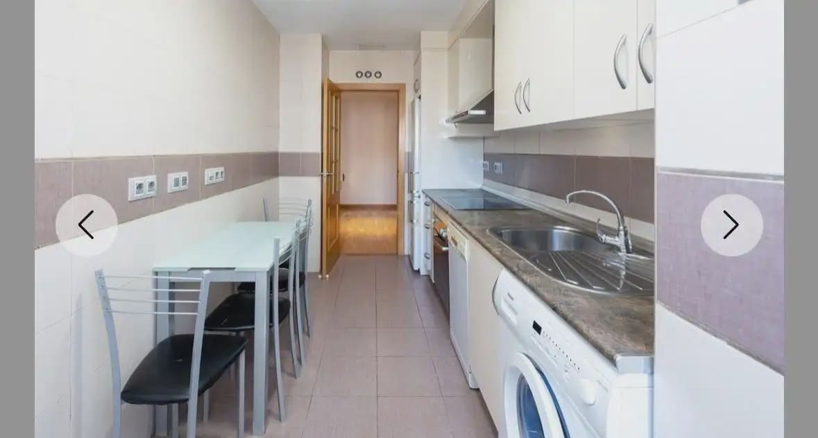 Appartement de 2 chambres à louer à Grenade ville avec piscine garage - 900 € (Ref: 10021728)