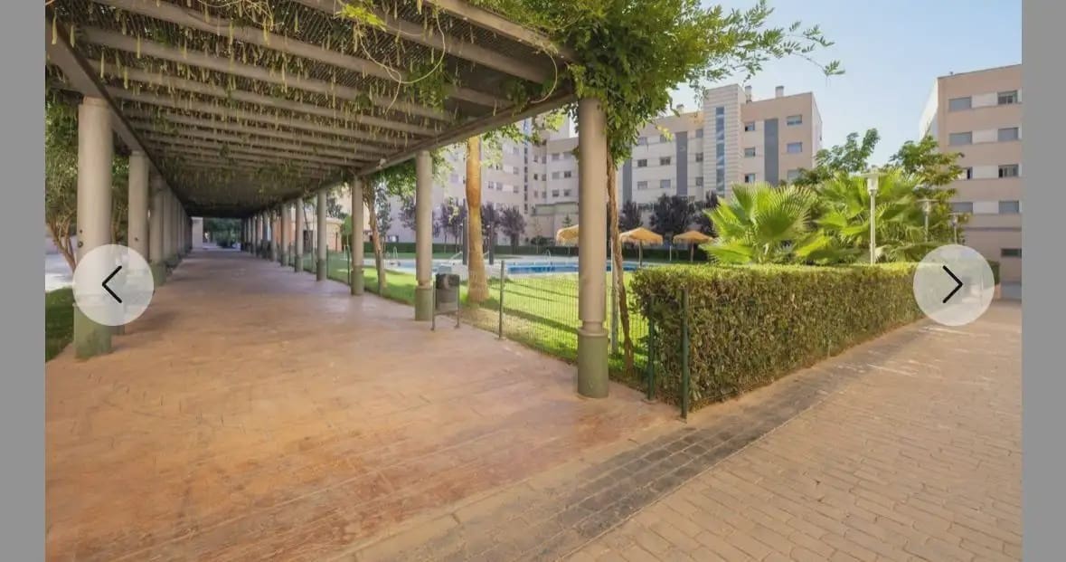 Appartement de 2 chambres à louer à Grenade ville avec piscine garage - 900 € (Ref: 10021728)