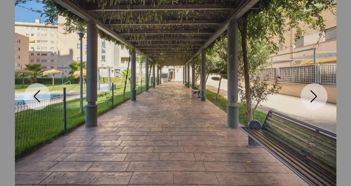Appartement de 2 chambres à louer à Grenade ville avec piscine garage - 900 € (Ref: 10021728)
