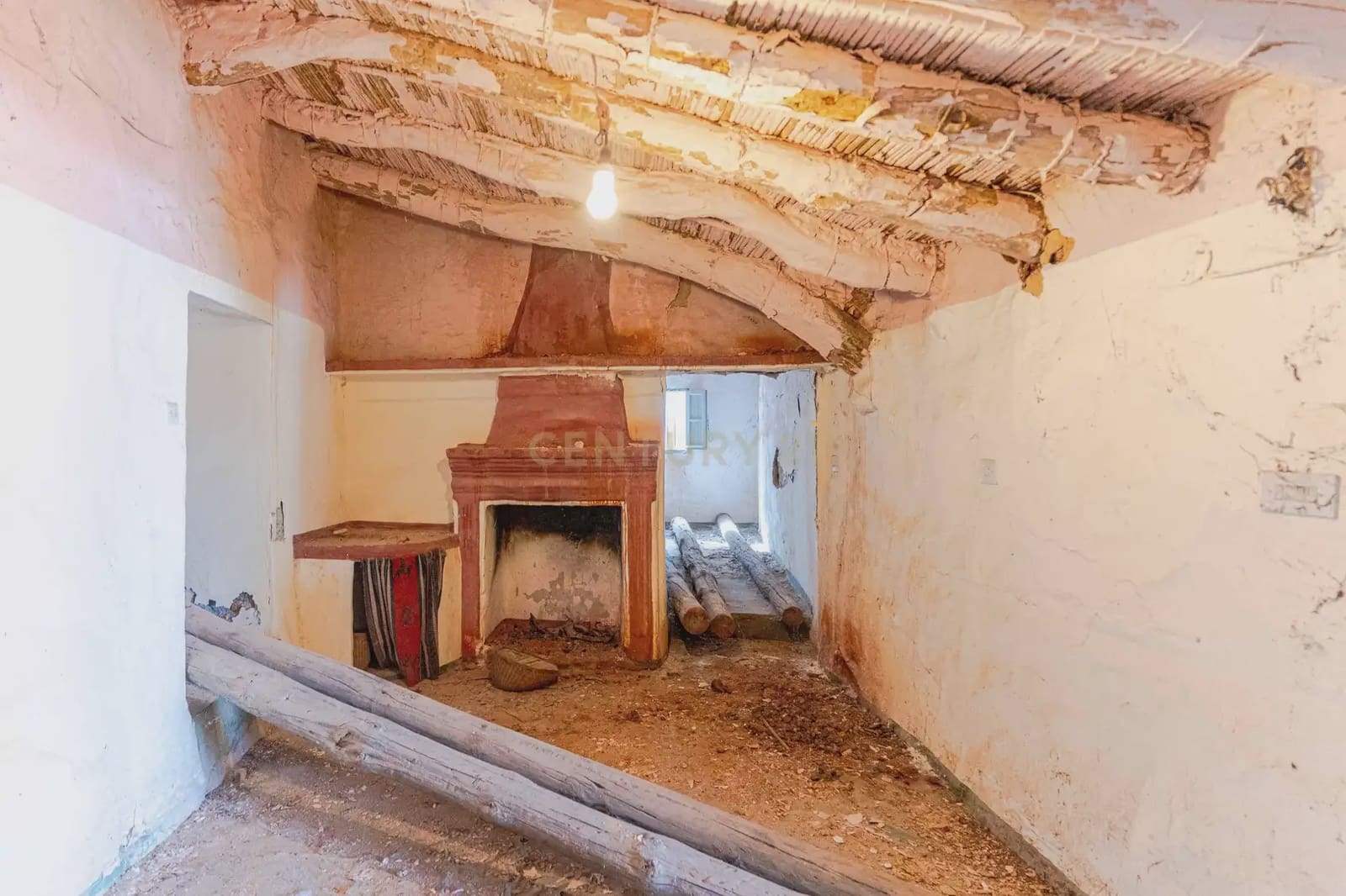 4 makuuhuone Maalaistalo myytävänä paikassa Velez de Benaudalla - 39 500 € (Ref: 10026180)