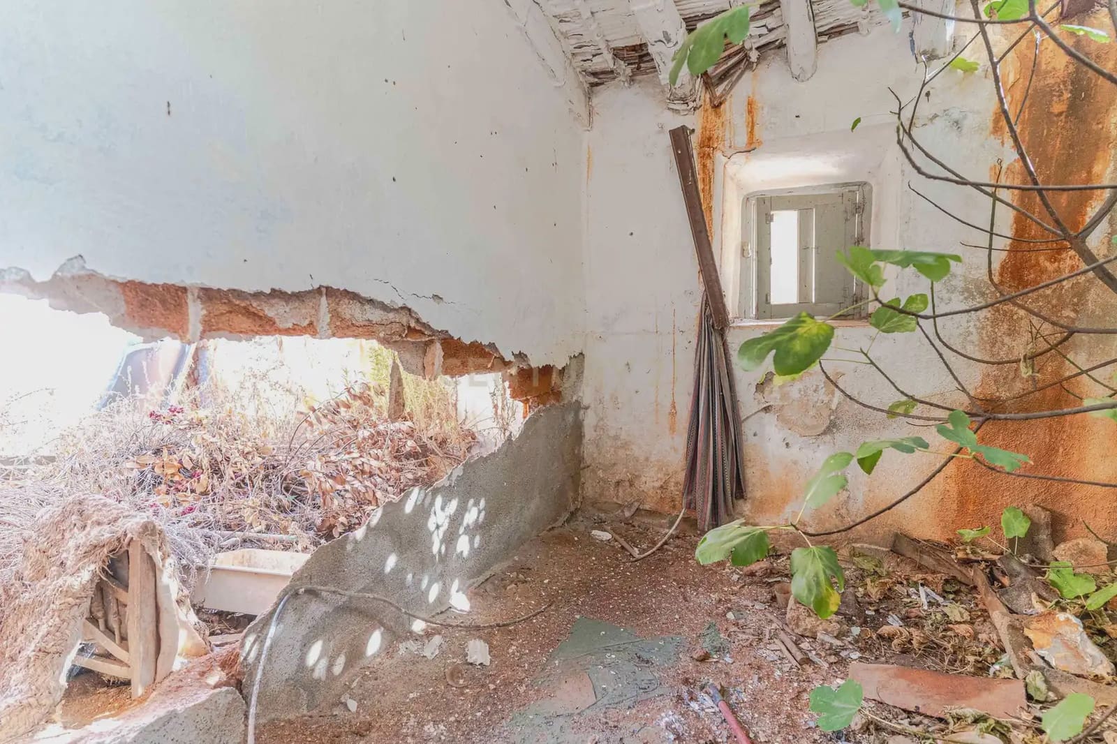 4 makuuhuone Maalaistalo myytävänä paikassa Velez de Benaudalla - 39 500 € (Ref: 10026180)