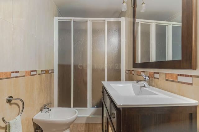 5 soverom Hus til salgs i Molvízar - € 99 900 (Ref: 10029688)