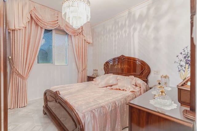 5 soverom Hus til salgs i Molvízar - € 99 900 (Ref: 10029688)