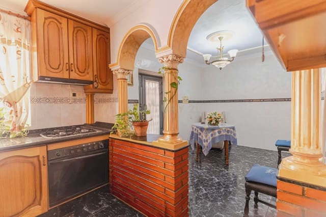 5 soverom Hus til salgs i Molvízar - € 99 900 (Ref: 10029688)