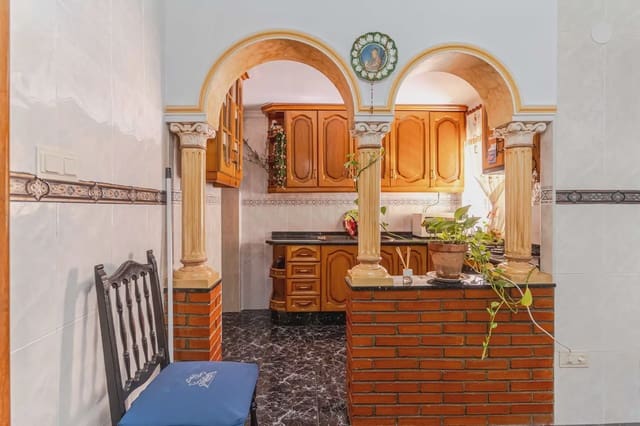5 soverom Hus til salgs i Molvízar - € 99 900 (Ref: 10029688)