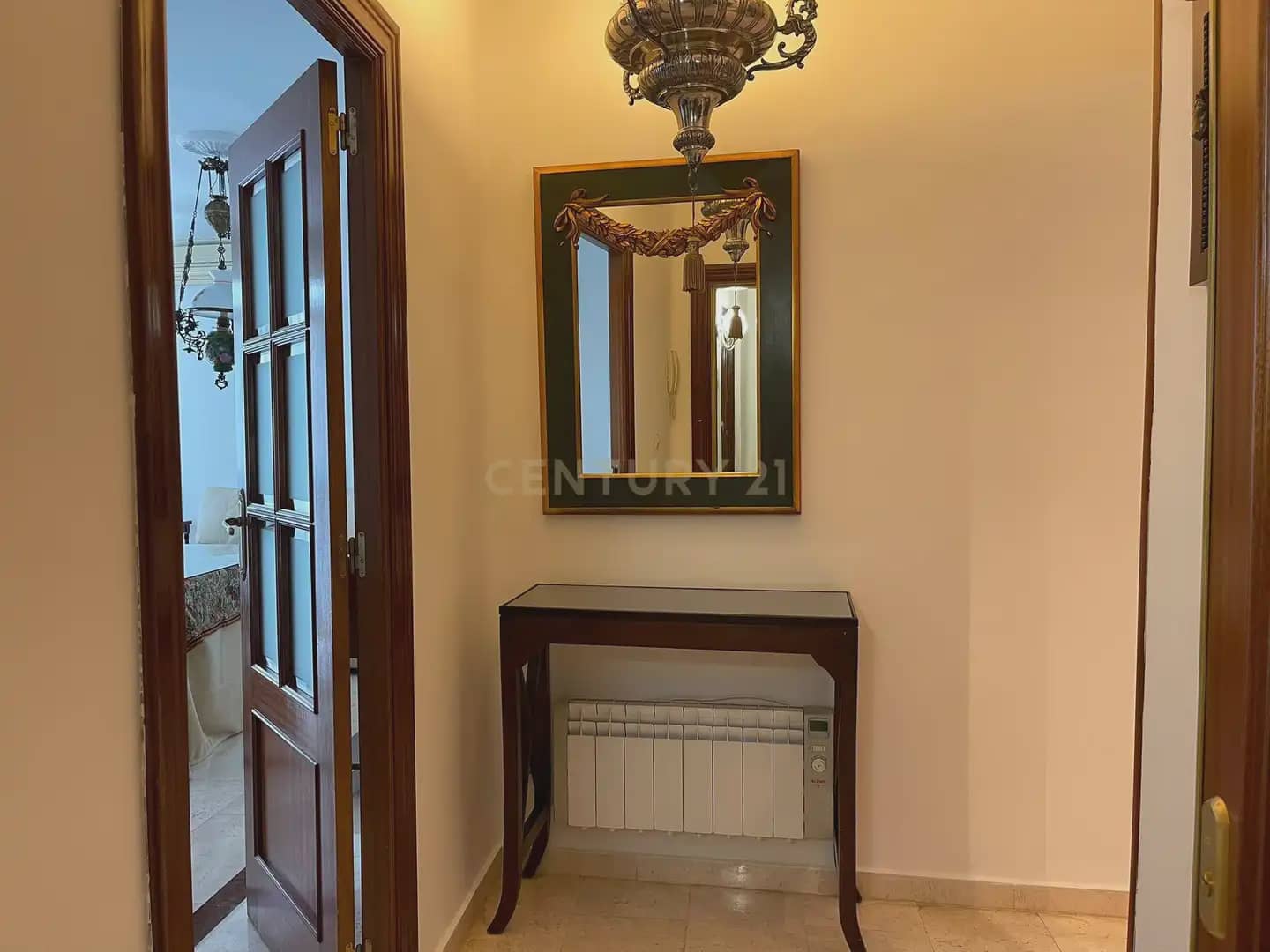 2 bedroom Apartment for rent in Granada city - € 890 (Ref: 10030743)