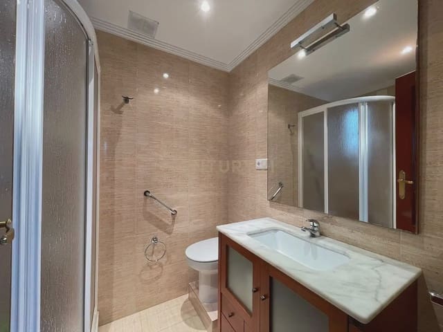 2 Zimmer Apartment zu vermieten in Centro - Sagrario, Granada Stadt - 890 € (Ref: 10030743)