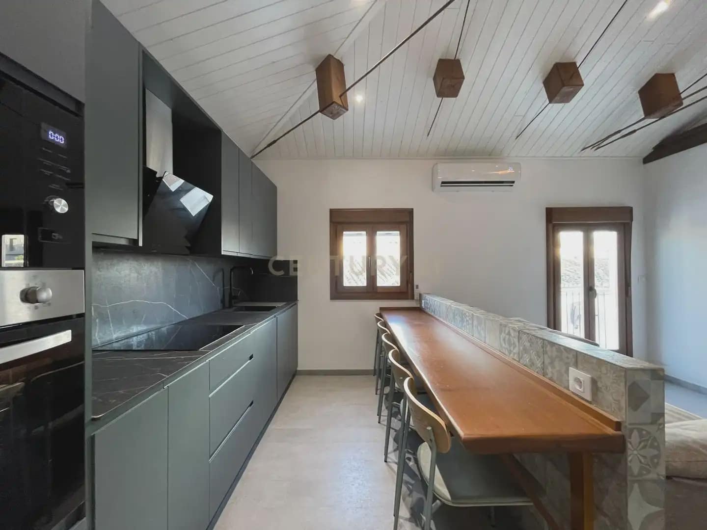 2 Zimmer Wohnung zu vermieten in Granada Stadt - 650 € (Ref: 10034336)