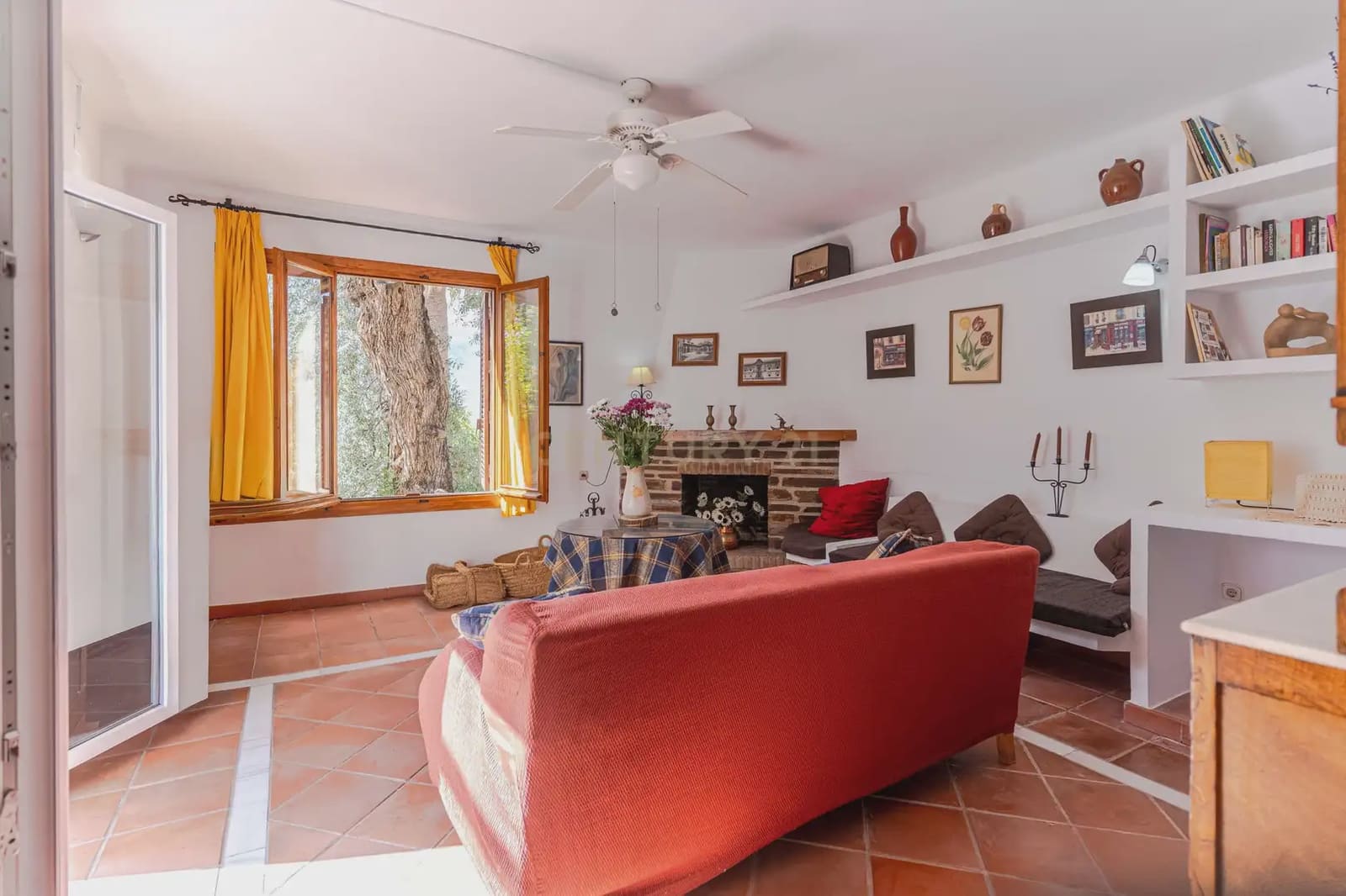 3 slaapkamer Finca/Landhuis te koop in Orgiva met zwembad - € 495.000 (Ref: 10035727)