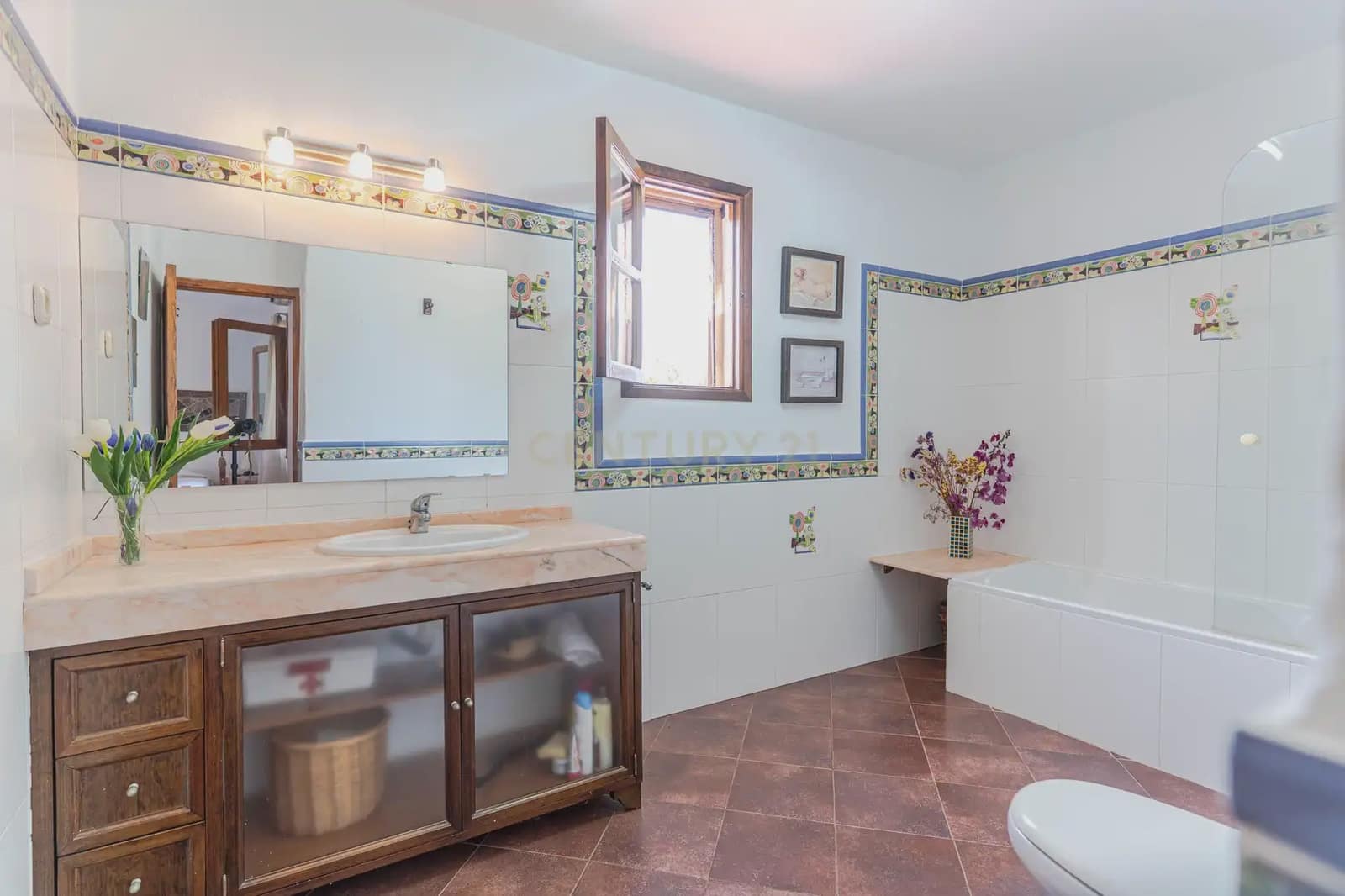 3 slaapkamer Finca/Landhuis te koop in Orgiva met zwembad - € 495.000 (Ref: 10035727)